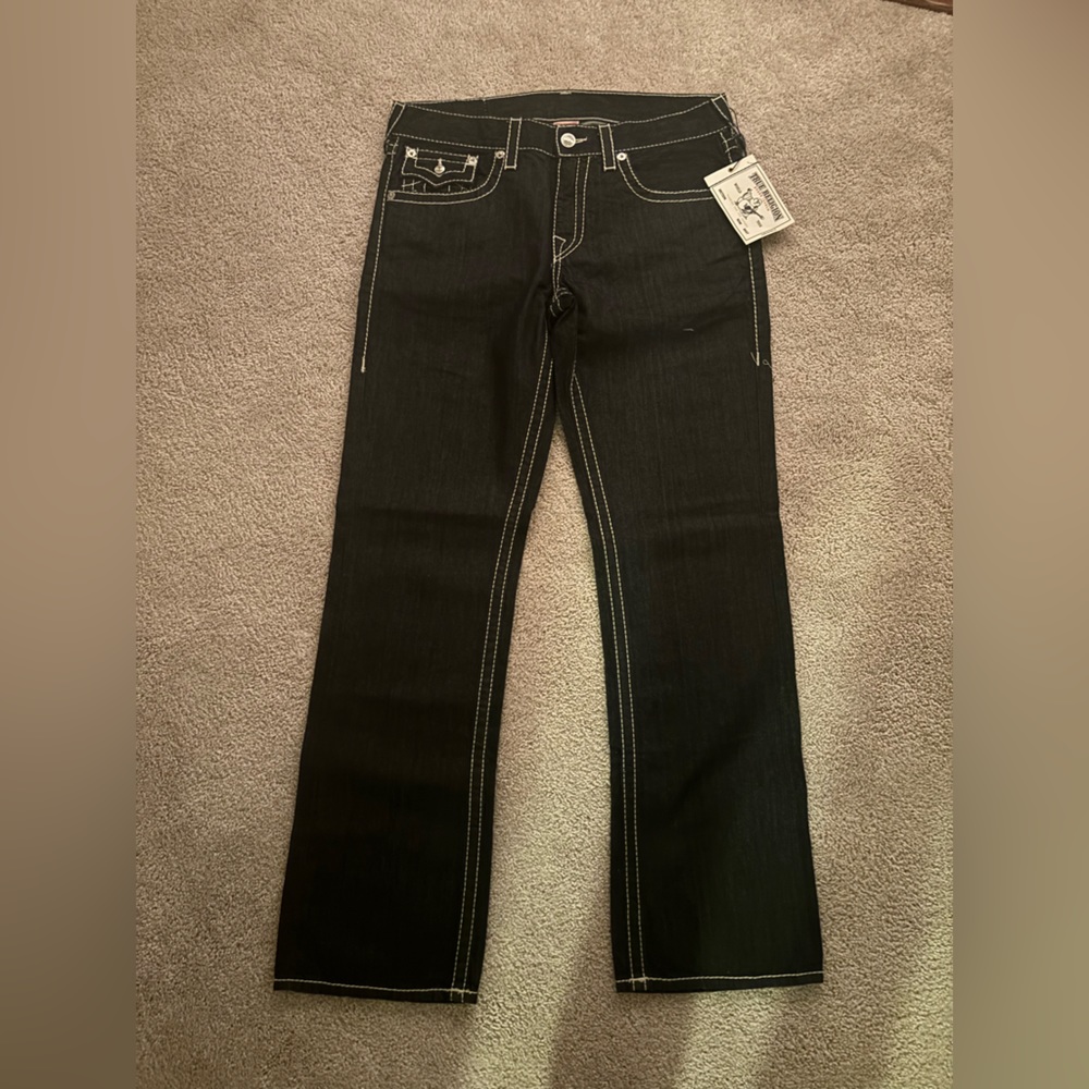MEN’s TRUE RELIGION JEANS NEVER WORN BRAND NEW